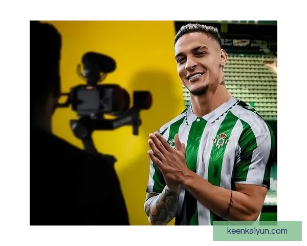 安东尼技术特点分析：出色的过人能力与精准的射门状态保持稳定